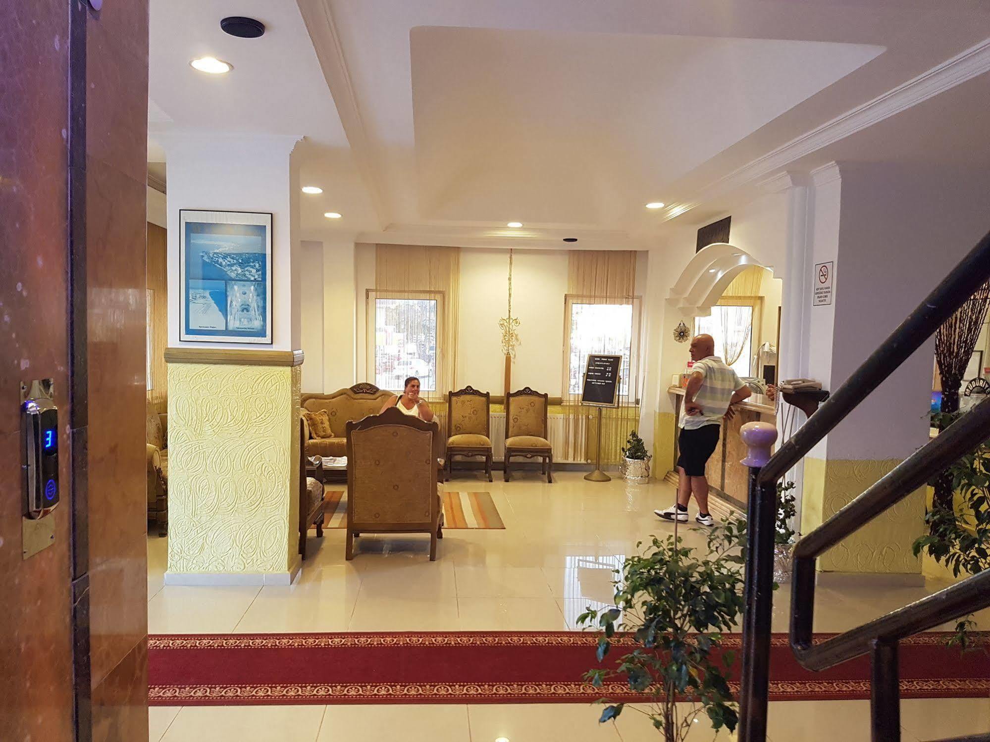 Hotel Prens Yildiz Ayvalik Exterior photo