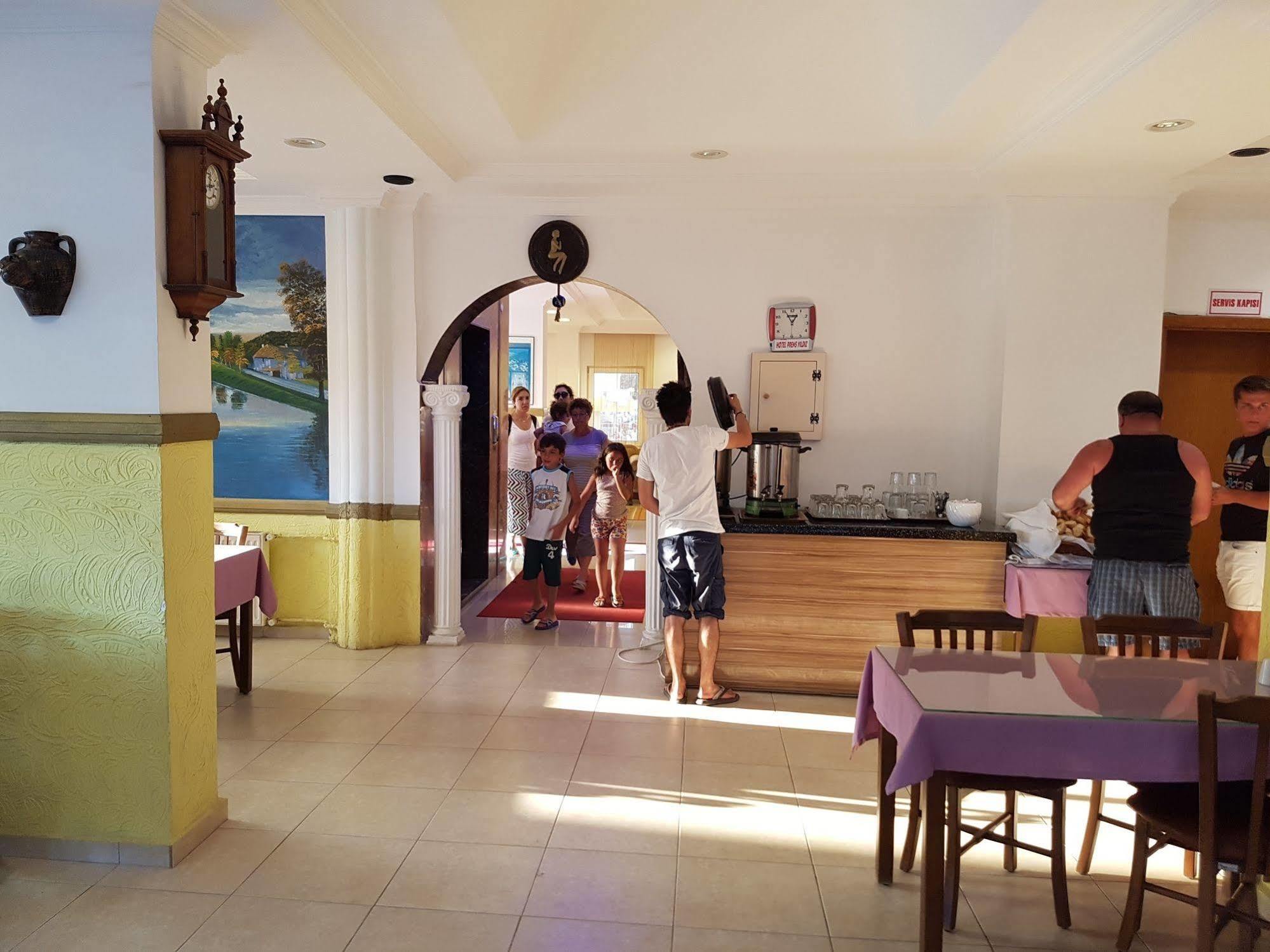 Hotel Prens Yildiz Ayvalik Exterior photo