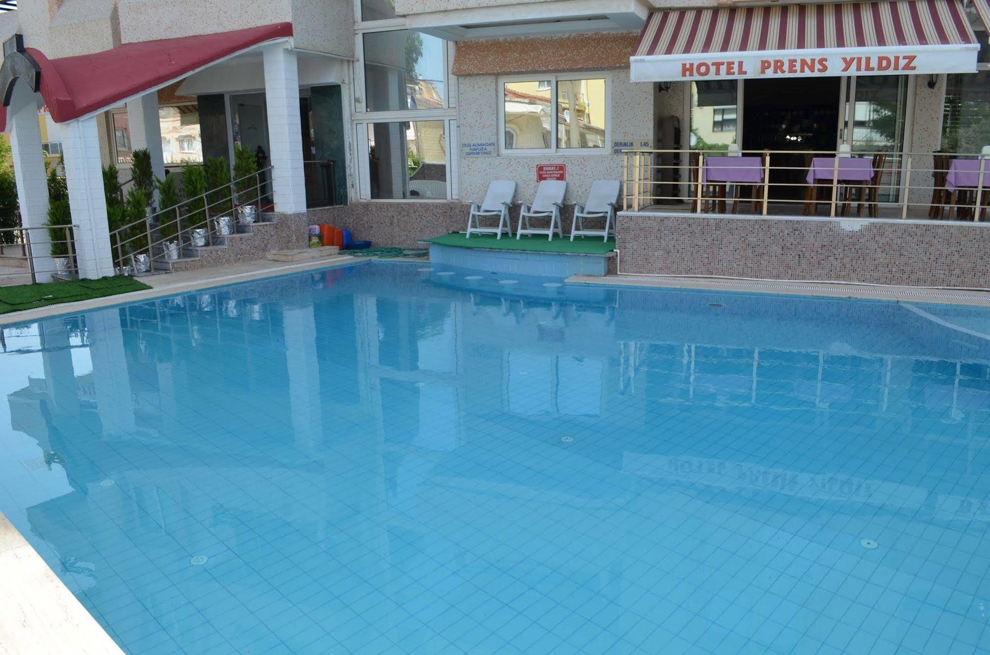 Hotel Prens Yildiz Ayvalik Exterior photo