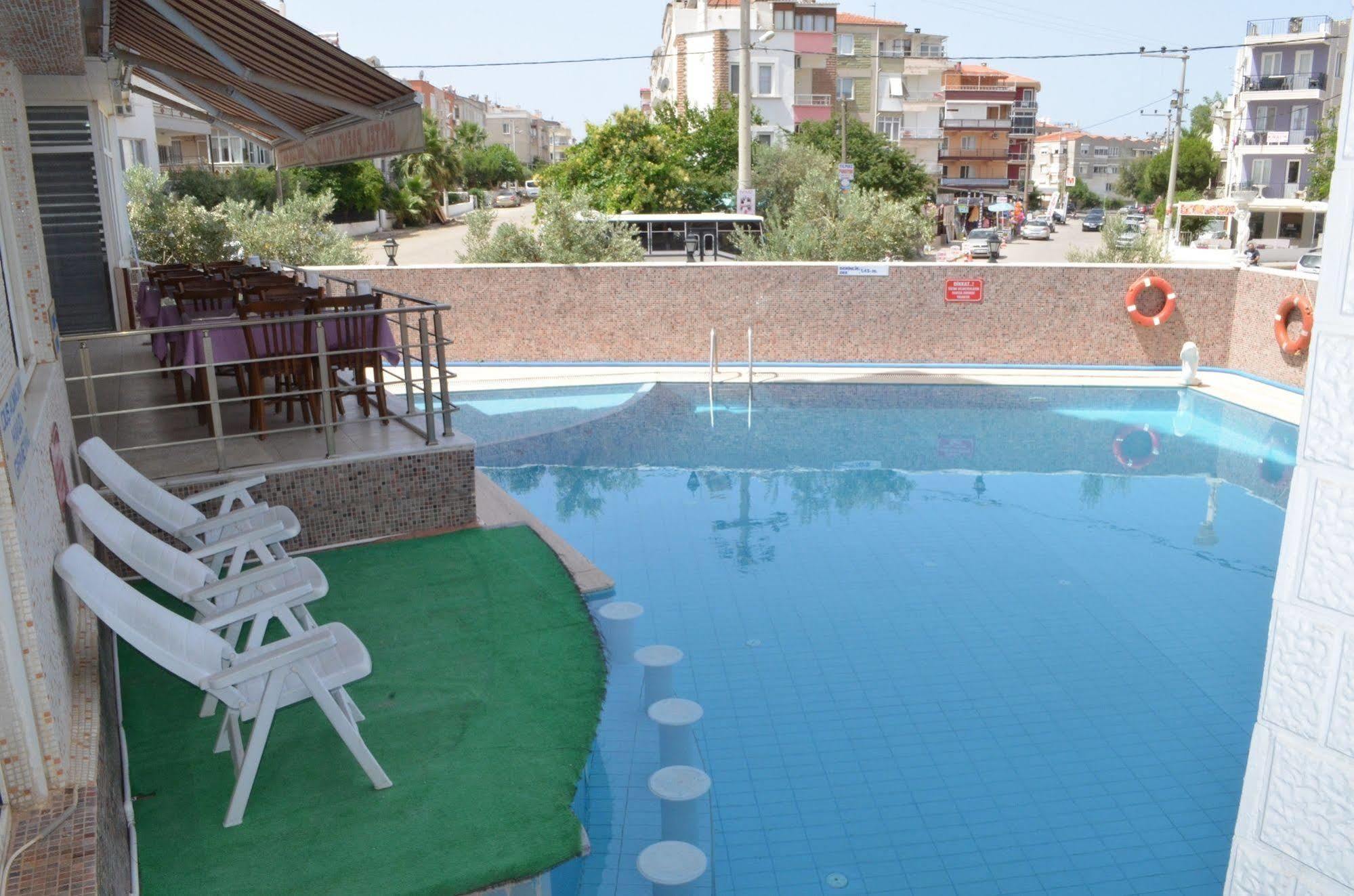 Hotel Prens Yildiz Ayvalik Exterior photo