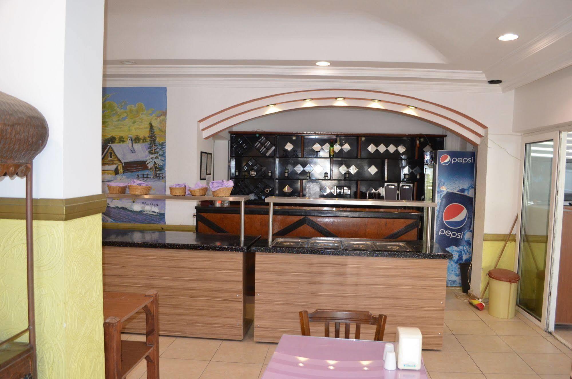 Hotel Prens Yildiz Ayvalik Exterior photo